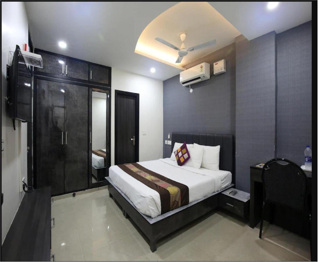 Hotel Cross Road By Wb Inn أوناو المظهر الخارجي الصورة