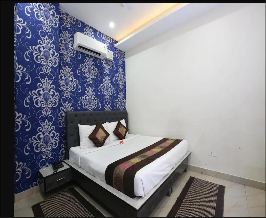 Hotel Cross Road By Wb Inn أوناو المظهر الخارجي الصورة